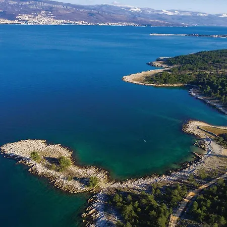 Front In With Wifi Casa de Férias Klimno