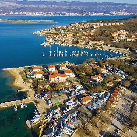 Ferienhaus Beach Front Home In Klimno With Wifi *