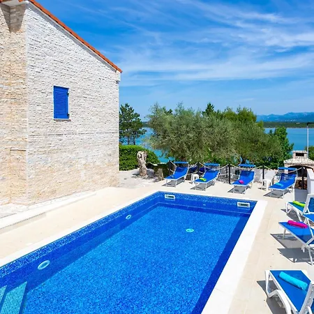 Beach Front Home In Klimno With Wifi Klimno