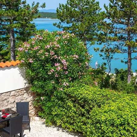 Beach Front Home In Klimno With Wifi *