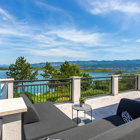 Beach Front Home In Klimno With Wifi *